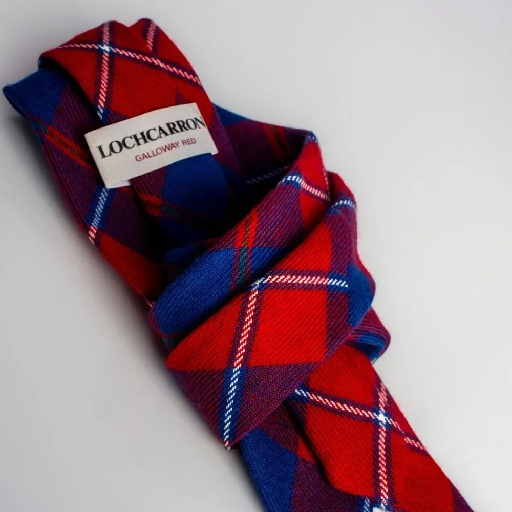 Vintage Wool Tie | Lochcarron Hunting Tie | Red and Blue Wool Tartan Tie - Picture 3 of 6